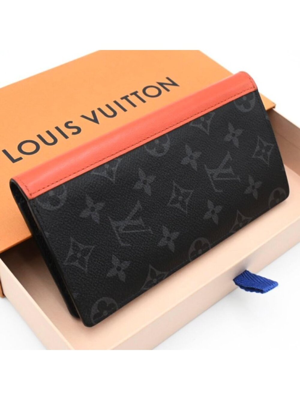 Louis Vuitton Limited Eclipse Portefeuille Brazza Wallet